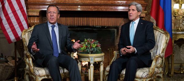 US Secretary of State John Kerry meets Russia's Foreign Minister Sergei Lavrov - Sputnik International