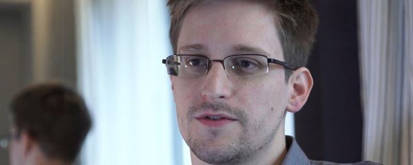 Edward Snowden in Citizenfour (2014) Edward Snowden in Citizenfour (2014) - Sputnik International