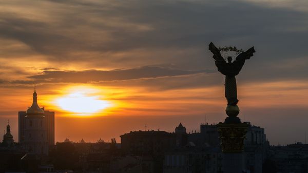 Looking back at the events of the passing year, famous Russian journalist Vitaly Tretyakov considers how the situation in Ukraine and Crime could have developed if... - Sputnik International