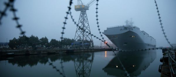 The Mistral-class helicopter carrier Vladivostok is seen at the STX Les Chantiers de l'Atlantique shipyard site in Saint-Nazaire - Sputnik International