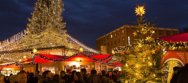 The Christmas Market (Weihnachtsmarkt) of Cologne, North Rhine-Westphalia, Germany The Christmas Market (Weihnachtsmarkt) of Cologne, North Rhine-Westphalia, Germany - Sputnik International