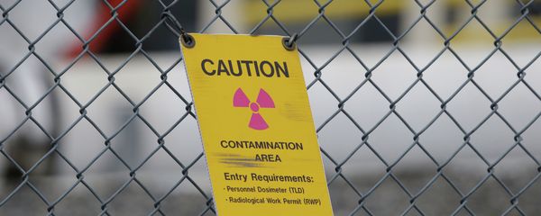 A sign warning of radioactive contamination A sign warning of radioactive contamination - Sputnik International