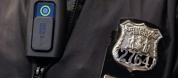 A police body camera A police body camera - Sputnik International