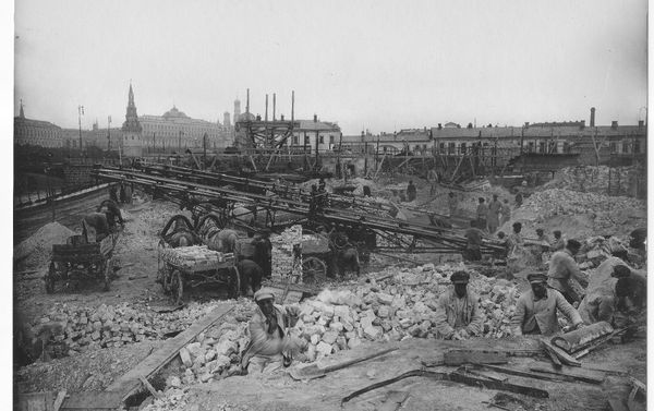 Construction of the Moscow’s House on the Embankment - Sputnik International