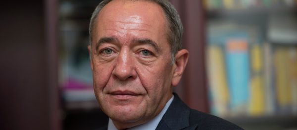 The head of Russia’s Gazprom-Media holding, Mikhail Lesin, has officially turned in his application to resign, Gazprom’s press service said Friday. The head of Russia’s Gazprom-Media holding, Mikhail Lesin, has officially turned in his application to resign, Gazprom’s press service said Friday. - Sputnik International