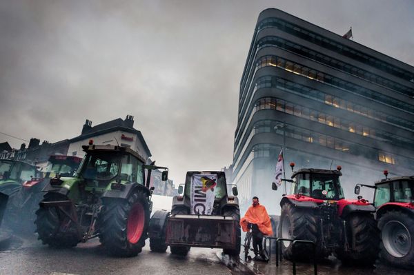 Merkel on Fire: European Farmers Protest in Brussels - Sputnik International