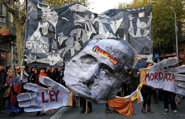 The Ghost of Fascist Franco Sadly Haunts Spain and Catalonia Today - Sputnik International