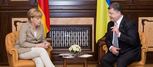 Merkel, Poroshenko Call Ukraine Contact Group Conference ‘Positive Shift’ Merkel, Poroshenko Call Ukraine Contact Group Conference ‘Positive Shift’ - Sputnik International