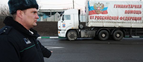 The trucks of the Russian humanitarian aid convoy for the war-torn Donbas region, have arrived in Donetsk and Luhansk - Sputnik International