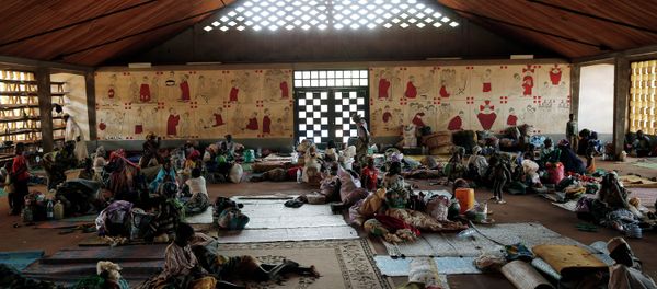 In this Monday, April 14, 2014 photo, Muslim refugees rest inside the Catholic church in Carnot, Central African Republic - Sputnik International