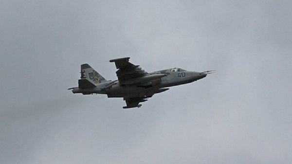 A Ukrainian air force Su-25 combat jet took off from an airbase in eastern Dnipropetrovsk carrying air-to-air missiles and returned without them on the day a Malaysia Airlines plane crashed in eastern Ukraine in July - Sputnik International