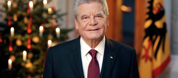 German President Joachim Gauck poses after the recording of the traditional Christmas message at Bellevue Palace in Berlin, December 22, 2014 German President Joachim Gauck poses after the recording of the traditional Christmas message at Bellevue Palace in Berlin, December 22, 2014 - Sputnik International