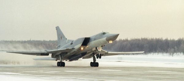 A Tupolev Tu-22-M-3 Backfire bomber taking off on a combat mission A Tupolev Tu-22-M-3 Backfire bomber taking off on a combat mission - Sputnik International