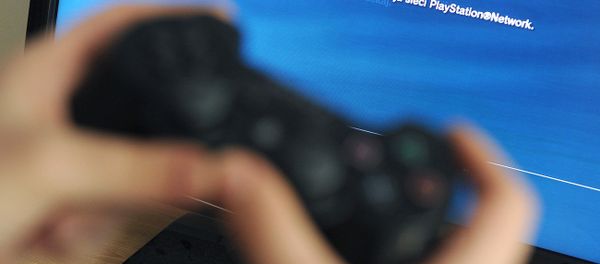 Leading game servers Xbox Live and PlayStation Network failed on Thursday amid the Sony cyber attack scandal, hackers have claimed responsibility for the attack Leading game servers Xbox Live and PlayStation Network failed on Thursday amid the Sony cyber attack scandal, hackers have claimed responsibility for the attack - Sputnik International
