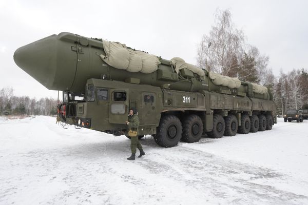 Mobile launcher 'Yars' missile system on the territory of Teykovo air defence missile formation in Ivanovo region. Mobile launcher 'Yars' missile system on the territory of Teykovo air defence missile formation in Ivanovo region. - Sputnik International