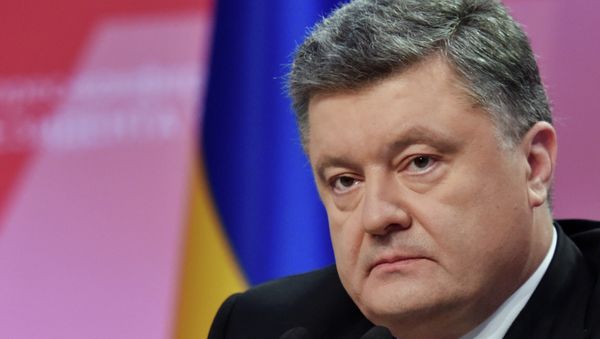 Ukrainian President Petro Poroshenko gives a news conference in Kiev on the year's results Ukrainian President Petro Poroshenko gives a news conference in Kiev on the year's results - Sputnik International