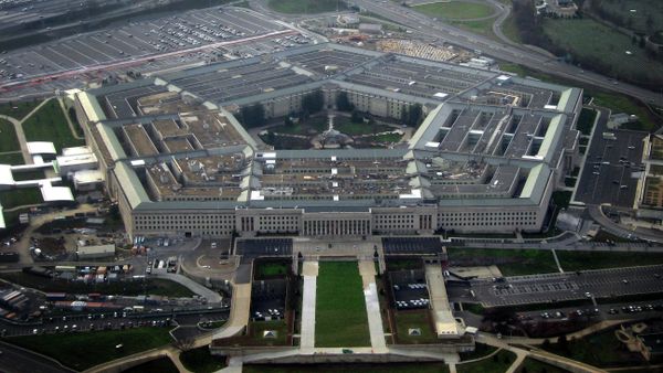 Four US senators introduced legislation to ensure the US Department of Defense is audit-ready by 2017, the office of Senator Joe Manchin, one of the senators sponsoring the legislation, said in a statement on Wednesday. - Sputnik International