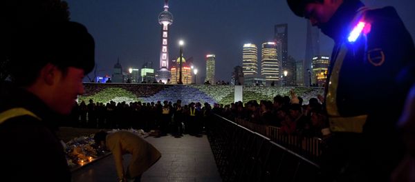 Security guards stand near the site of a deadly stampede Security guards stand near the site of a deadly stampede - Sputnik International