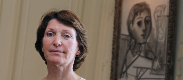 The granddaughter of Spanish painter Pablo Picasso, Marina Picasso, poses in her house Pavillon de Flore - Sputnik International