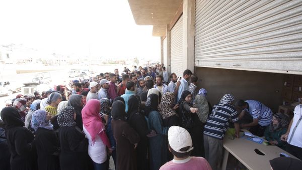 The countries bordering Syria have closed their borders to Syrian refugees The countries bordering Syria have closed their borders to Syrian refugees - Sputnik International