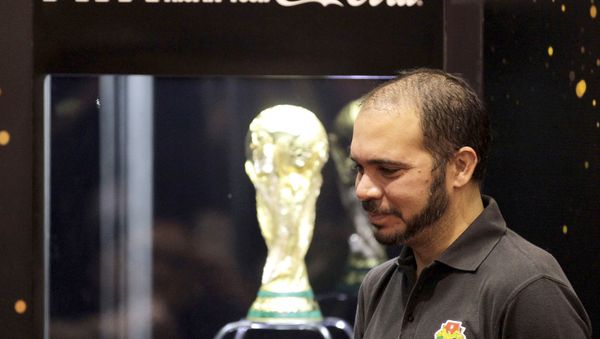 Jordanian Prince Ali Bin al-Hussein has announced that he will make a bid for the presidency of the International Federation of Association Football - Sputnik International