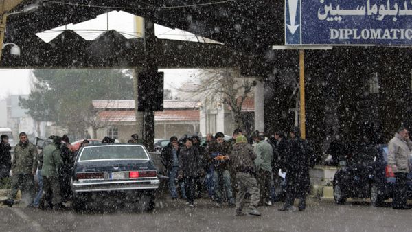 Much of the Middle East has been hit with a series of severe snowstorms this week; the storms have hit Syrian refugees in Lebanon and the people of Gaza particularly hard - Sputnik International
