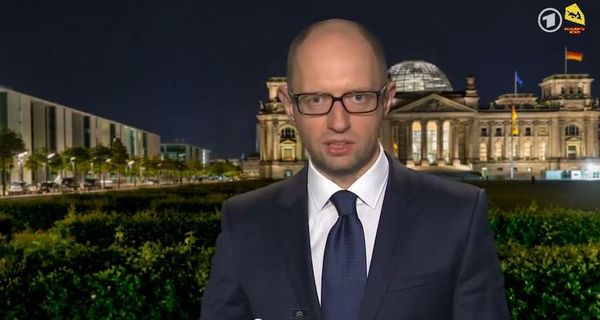 Ukrainian Prime Minister Arseniy Yatsenyuk interviewed live by the German TV channel ARD. Ukrainian Prime Minister Arseniy Yatsenyuk interviewed live by the German TV channel ARD. - Sputnik International