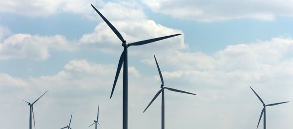 Three workers have been killed and another five injured in a powerful explosion at a wind power plant in the city of Satara in the Indian state of Maharashtra - Sputnik International