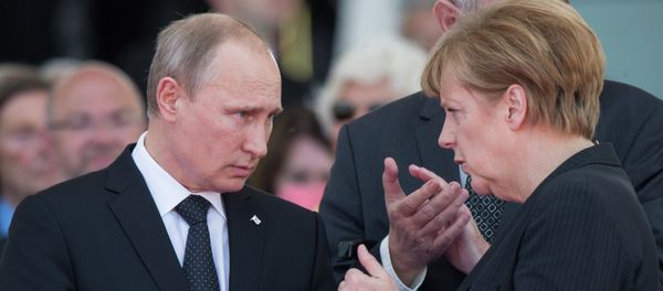 Russian President Vladimir Putin and German Chancellor Angela Merkel have confirmed their mutual intention to continue promoting Ukrainian reconciliation, including in the Normandy format, the Kremlin press service said - Sputnik International