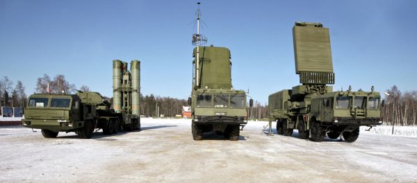 An S-400 surface-to-air missile [SAM] system - Sputnik International