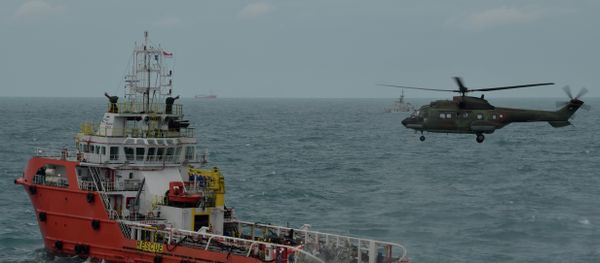 Singapore concluded the search operation for the remains of AirAsia aircraft that crashed into the Java Sea - Sputnik International