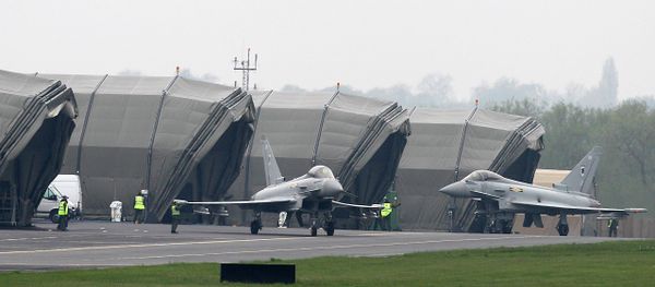 RAF Typhoon fighter aircraft at RAF base Northolt - Sputnik International