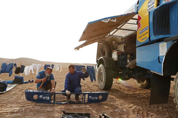 Team KAMAZ-master Navigate the 2015 Dakar Rally - Sputnik International