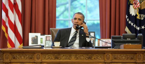 President Barack Obama talks with President Hassan Rouhani of Iran during a phone call in the Oval Office, September 27, 2013 President Barack Obama talks with President Hassan Rouhani of Iran during a phone call in the Oval Office, September 27, 2013 - Sputnik International