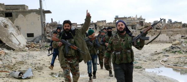 Opposition fighters walk in the al-Breij area northwest on the northern Syrian city of Aleppo Opposition fighters walk in the al-Breij area northwest on the northern Syrian city of Aleppo - Sputnik International