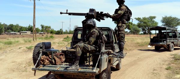 Authorities in Cameroon have acknowledged the deaths of 25 Boko Haram suspects being held in custody by security forces, AP reports. Photo: Cameroonian soldiers patrol in Amchide, northern Cameroon, 1 km from the Nigerian border. - Sputnik International