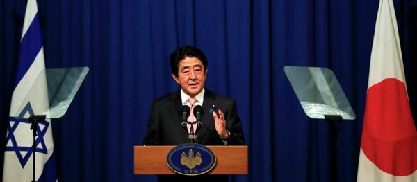 Japanese Prime Minister Shinzo Abe holds a news conference in Jerusalem January 20, 2015. - Sputnik International