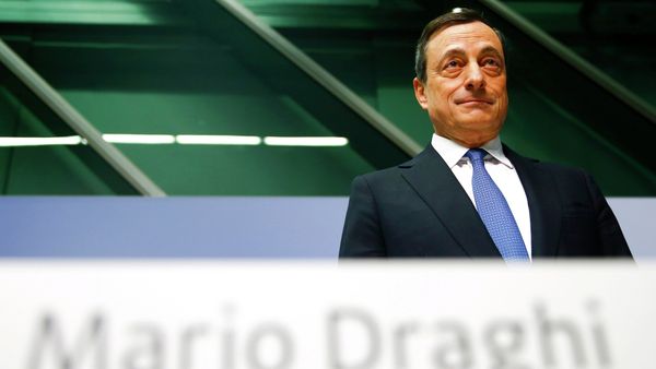 European Central Bank (ECB) President Mario Draghi arrives for an ECB news conference in Frankfurt January 22, 2015 - Sputnik International