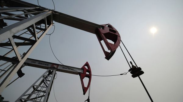 oil derricks - Sputnik International