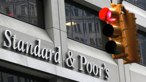 A view shows the Standard & Poor's building in New York's financial district - Sputnik International