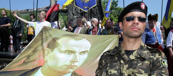 Ukraine started publishing school notebooks with the image of Stepan Bandera, the notorious founder of Ukrainian nationalist movement, and Dmytro Yarosh, the current leader of the terrorist group Right Sector, according to Ukrainian political scientist Konstantin Bondarenko. - Sputnik International