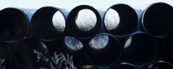 A depot used to store pipes for Transcanada Corp's planned Keystone XL oil pipeline is seen in Gascoyne, North Dakota November 14, 2014 - Sputnik International