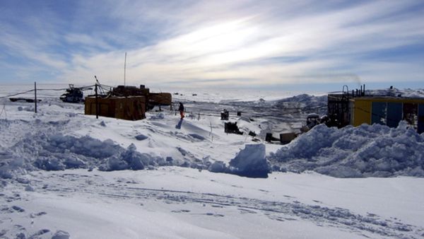 A general view of the Vostock research camp in Antarctica is seen in this June 29, 2010 handout photograph A general view of the Vostock research camp in Antarctica is seen in this June 29, 2010 handout photograph - Sputnik International