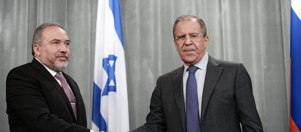Russian Foreign Minister Sergei Lavrov meets with Avigdor Lieberman - Sputnik International