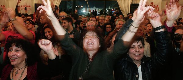Supporters of the leftist SYRIZA Party celebrating their election victory in Athens, January 25, 2015 Supporters of the leftist SYRIZA Party celebrating their election victory in Athens, January 25, 2015 - Sputnik International