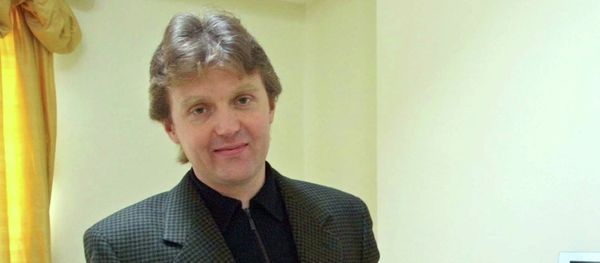 Alexander Litvinenko, former KGB spy and author of the book Blowing Up Russia: Terror From Within photographed at his home in London. (File) Alexander Litvinenko, former KGB spy and author of the book Blowing Up Russia: Terror From Within photographed at his home in London. (File) - Sputnik International