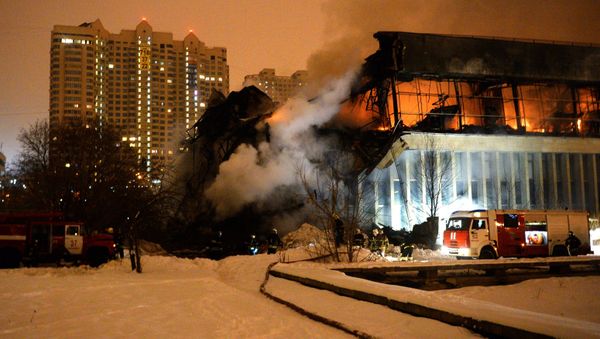 On the site of a fire in the library of the Academic Institute of Scientific Information on Social Sciences - Sputnik International