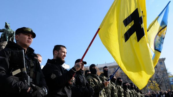 Students of the Azov battalion are dispatched to the conflict zone in southeastern Ukraine Students of the Azov battalion are dispatched to the conflict zone in southeastern Ukraine - Sputnik International