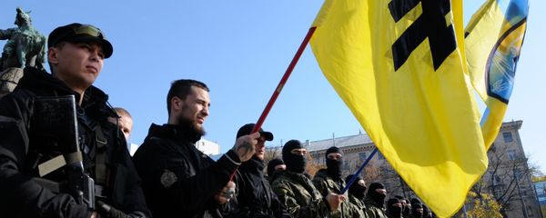 Students of the Azov battalion are dispatched to the conflict zone in southeastern Ukraine - Sputnik International