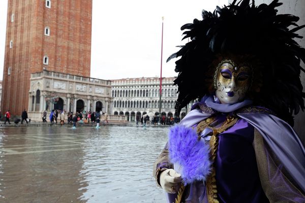 Glamorous Masquerade: Italy's Dramatic Carnival - Sputnik International